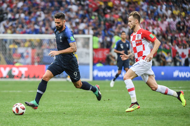 及管理层的 及管理层的